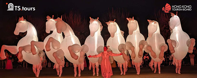 Гонконг готовится к яркому празднованию года Лошади — символа силы, энергии и прогресса